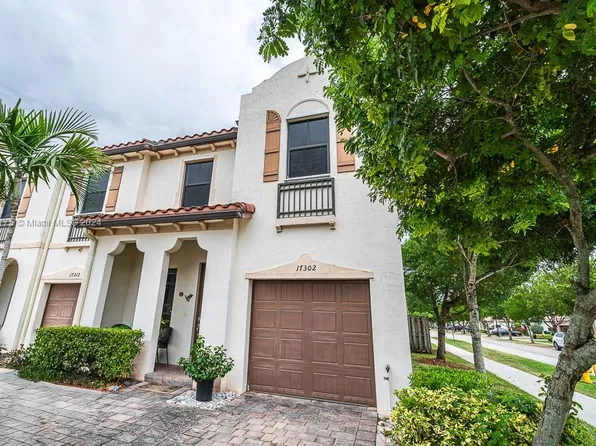 17302 SW 153rd Ct, Miami, FL 33187
