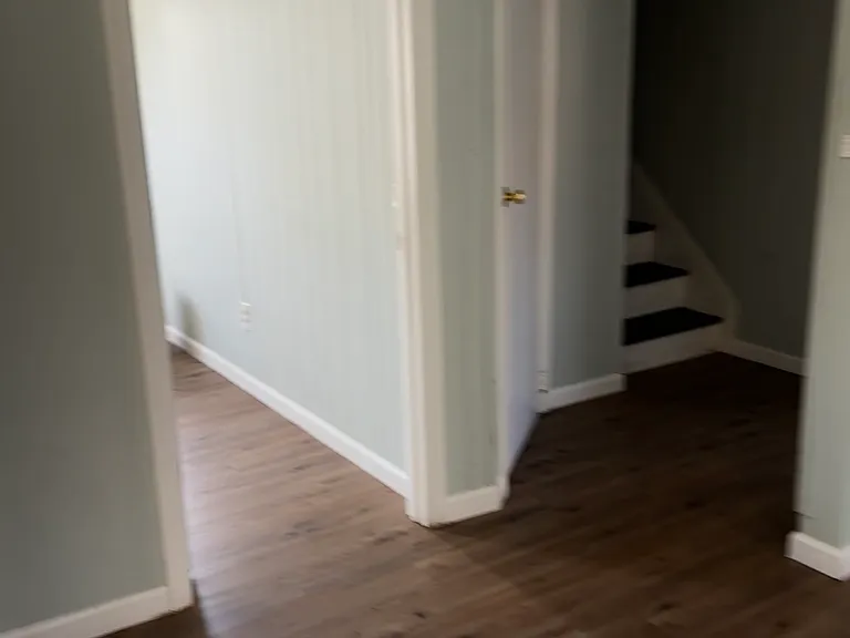 244-246 Vine St #2 — Photo 6