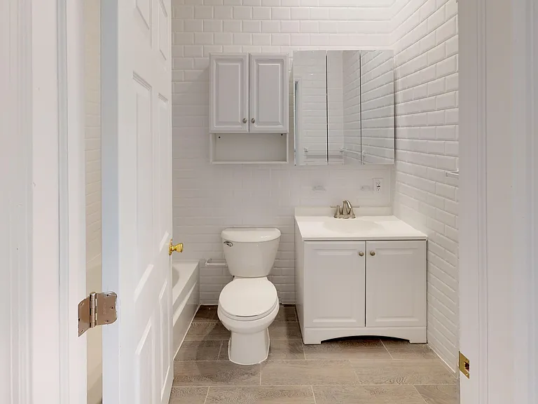 336 Forrest St #2 — Photo 25