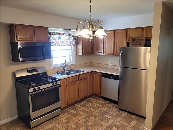 4th image of 4021 Mount Olive St