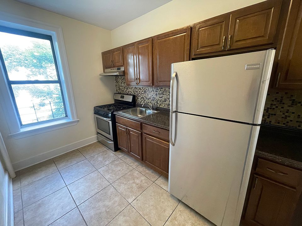 1st image of 35-41 34th St #1D