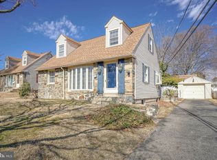 8132 Winthrop St, Philadelphia, PA 19136