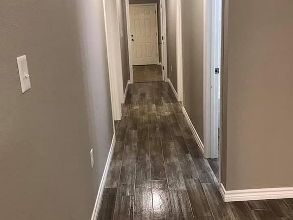 4th image of 360 Osborne Dr #2