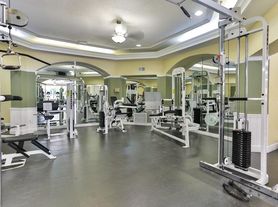 7270 Westpointe Blvd