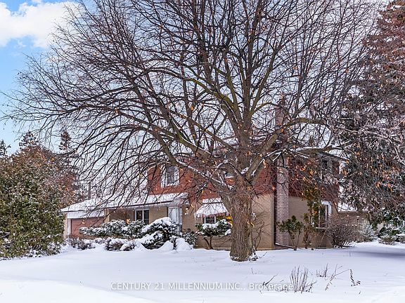 3rd image of 2 Durham Cres