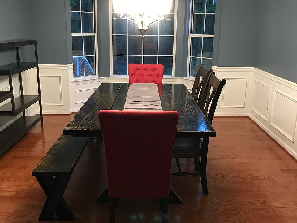 2nd image of 31 Charleston Ct