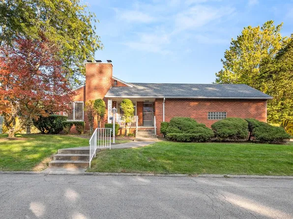 315 Redwood Rd, Mansfield, OH 44907