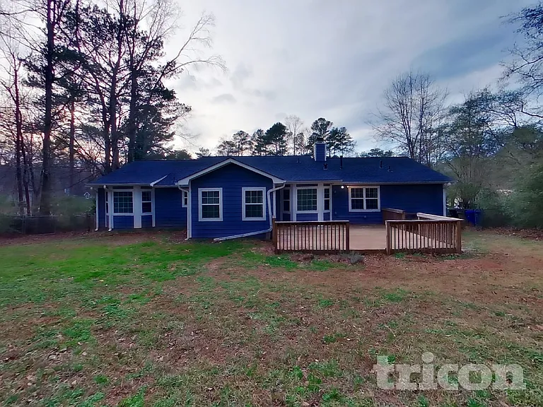 211 Robin Ln — Photo 20