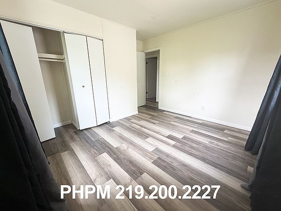 5th image of 327 Hanley St