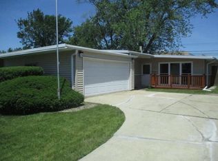 1137 Parkview Ave, Chicago Heights, IL 60411