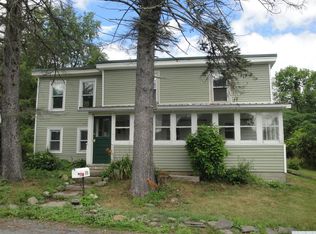 306 Paradise Hill Rd, Coxsackie, NY 12051