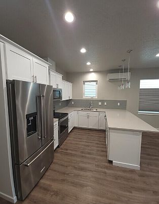 4th image of 4533 N Freeride Ln