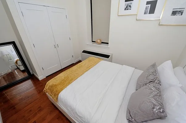 Rented by Eisenberg Exclusives | media 21