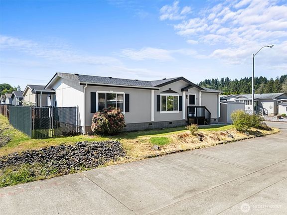 2nd image of 201 w Oakview #51