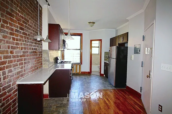 Rented by Mason Group LLC | media 31