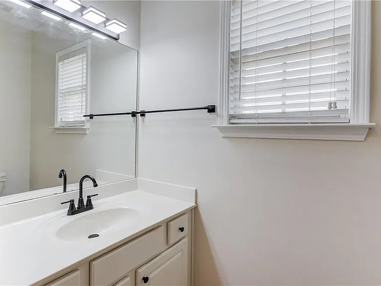 5135 Amberden Hall Dr — Photo 14