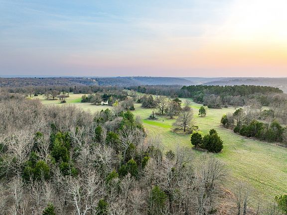 3rd image of 964 East Rd