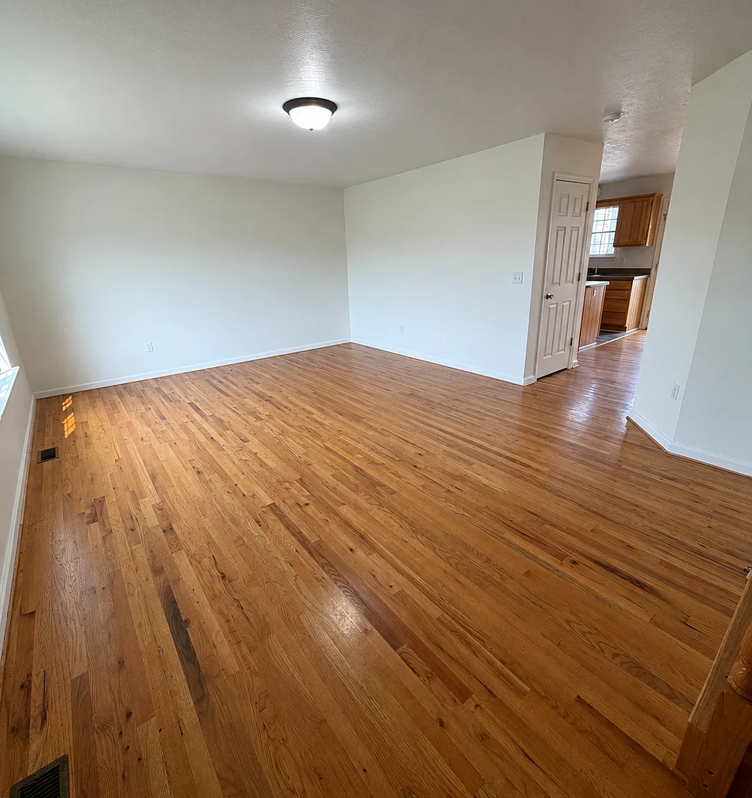 2 bed, 2.5 bath, 1584 sqft, $2,000 — Photo 3