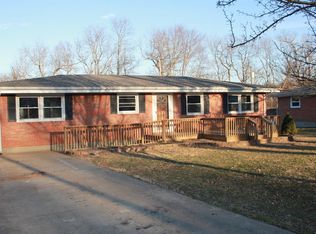 1876 Rio Vista Dr, Paris, KY 40361