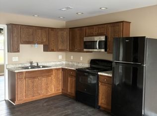 156 White Rd #B, Pembroke, KY 42266