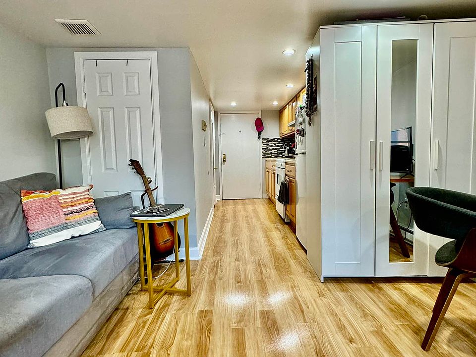 2nd image of 356 Degraw St APT 1