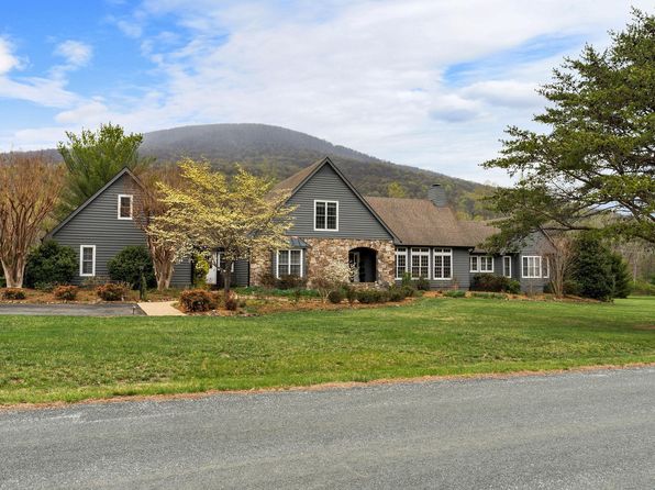 27 Black Walnut Ln, Nellysford, VA 22958
