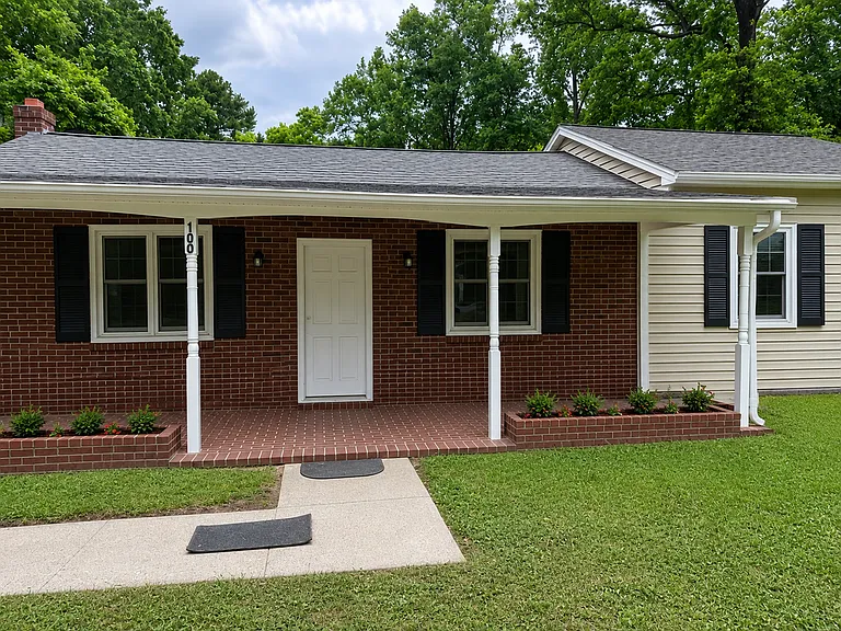 100 Haynes Ave — Photo 1