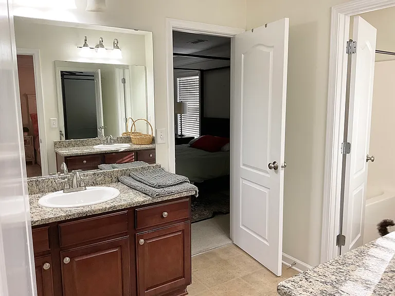 9461 Forest Crown Dr — Photo 20