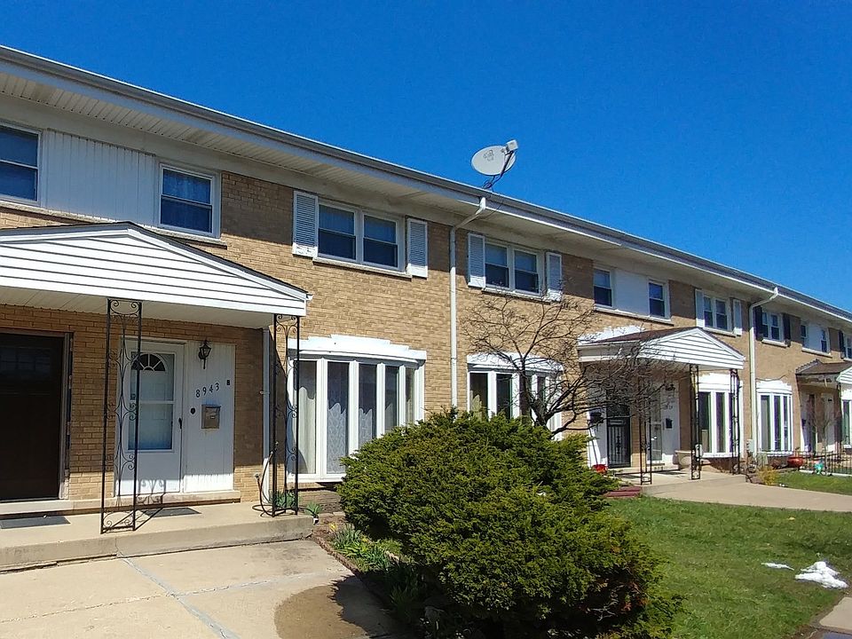 1st image of 8943 Robin Dr APT B