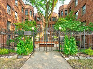 940 Washington Blvd APT 1S, Oak Park, IL 60302