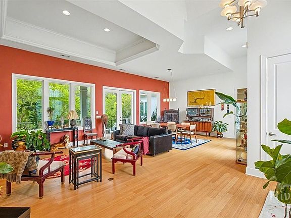 5th image of 9 Oak Glade Court