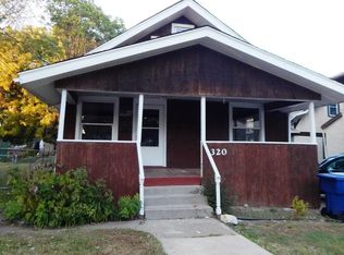 320 E Pleasant St, Davenport, IA 52803