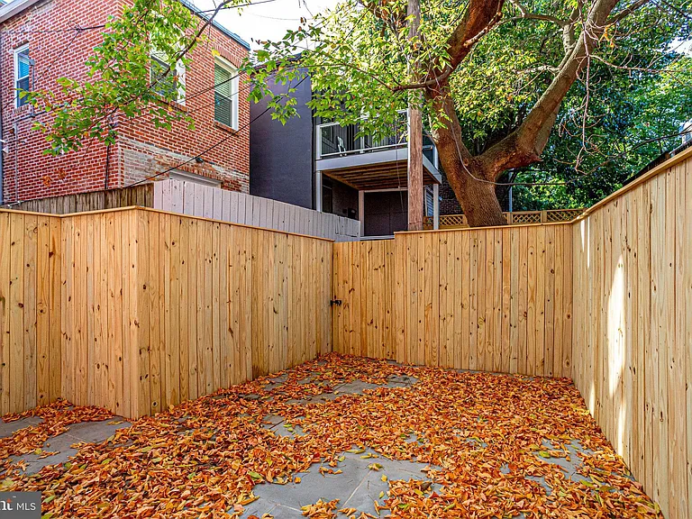 606 Q St NW — Photo 49