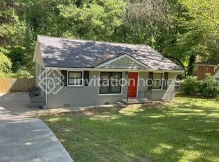 2610 Harmony Way, East Pt, GA 30344