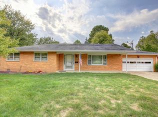 1807 N Willow Rd, Urbana, IL