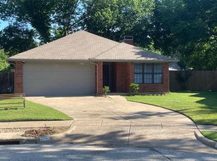 1716 Overlook Dr, Grapevine, TX 76051