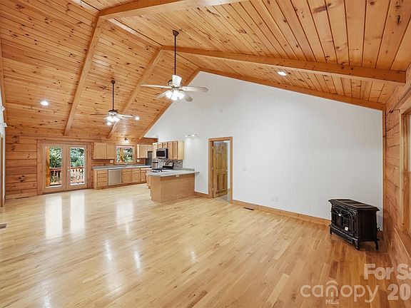 3rd image of 6220 Sunny Dr
