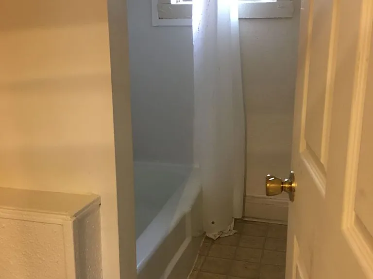 460 Cooper St — Photo 5