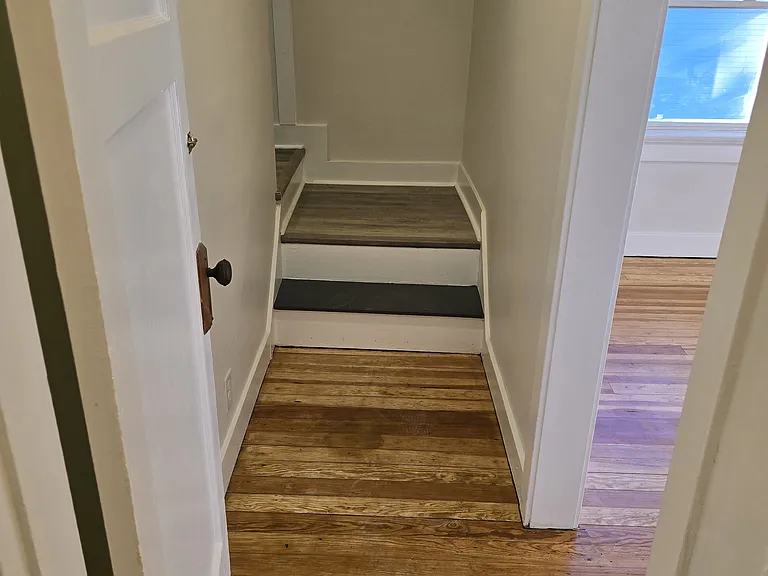 44 Waverly Ave — Photo 21