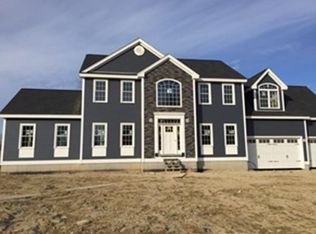 143 Old Pasture Rd, Dracut, MA 01826