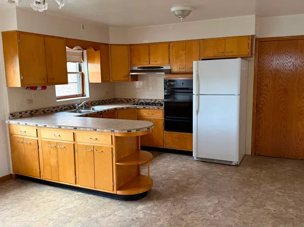 2555 N Nordica Ave #1, Elmwood Park, IL 60707