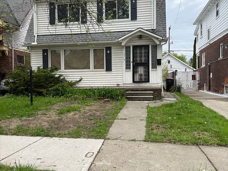 3316 Hazelwood St — Photo 1