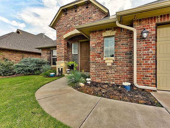 5th image of 5117 SW 120th Ter