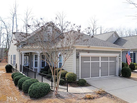 2nd image of 128 Begonia Ct