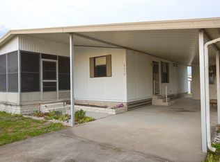 6614 Silverbell Dr, New Port Richey, FL 34653