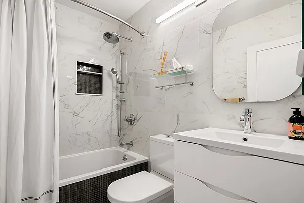 Rented by SERHANT. | media 17