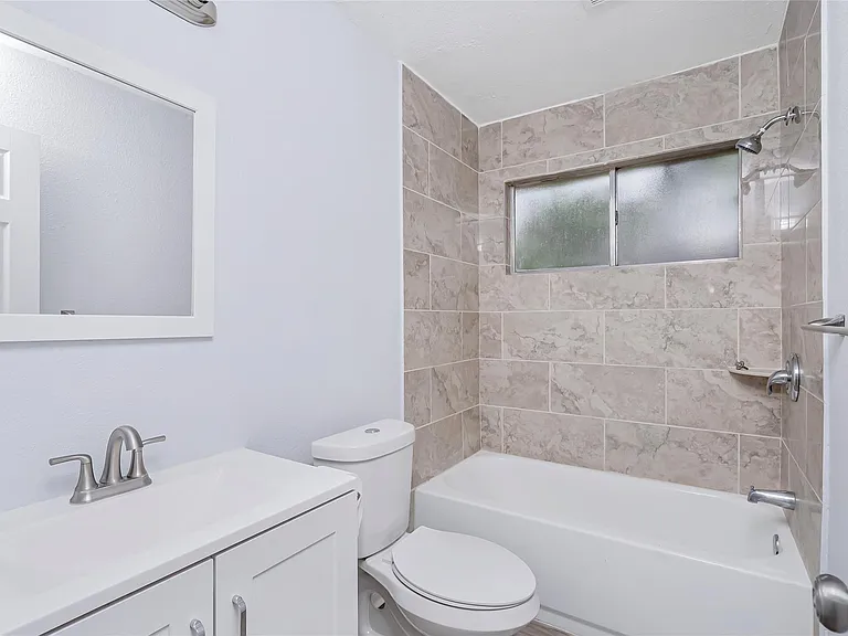 2527 Silver Trumpet Dr — Photo 17