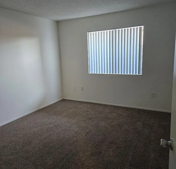 3821 Franklin Ave #1 — Photo 8