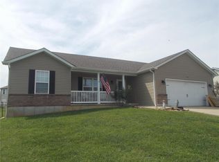 1132 Pride Dr, Desloge, MO 63601