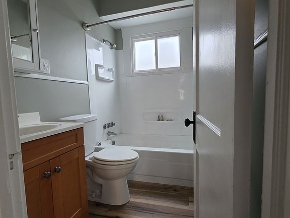 2nd image of 1241 Cranford Ave